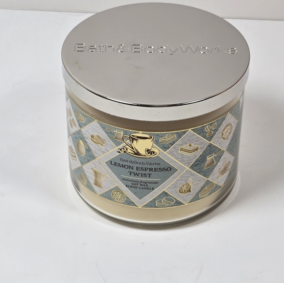 Bath & Body Works Lemon Espresso Twist 3 Wick  Candle Nwt - Picture 3 of 5